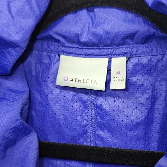Athleta Purple Packable Distance Zip Up Wind Jacket MEDIUM Athleisure - Picture 2 of 10